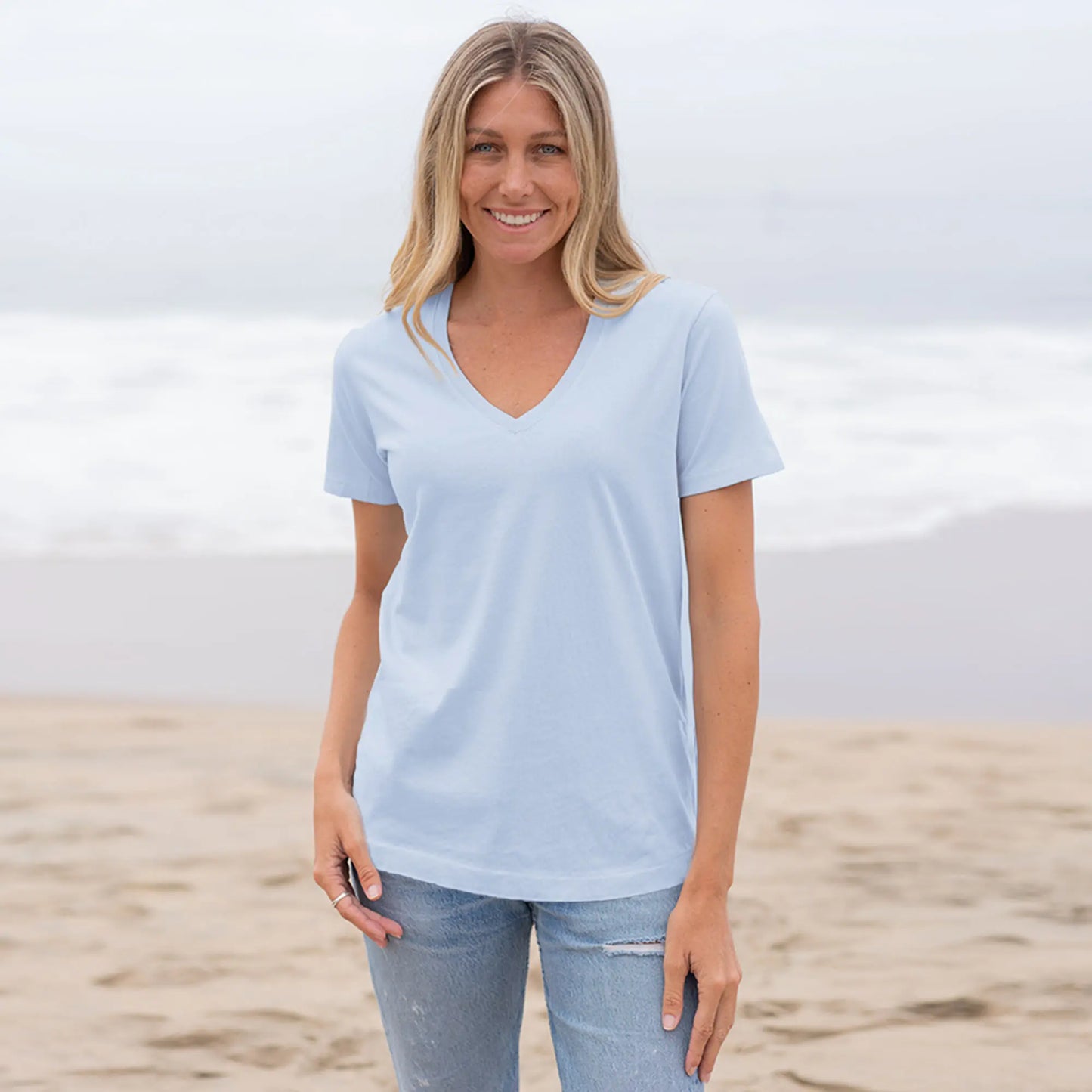 1/3 Pack Women's Plus Size Short Sleeve T-Shirts - ‌Lightweight Casual V-Neck Tops for Fall, ‌Breathable Loose Fit‌, Comfortable Basic Tees #tiktokshopsummersale